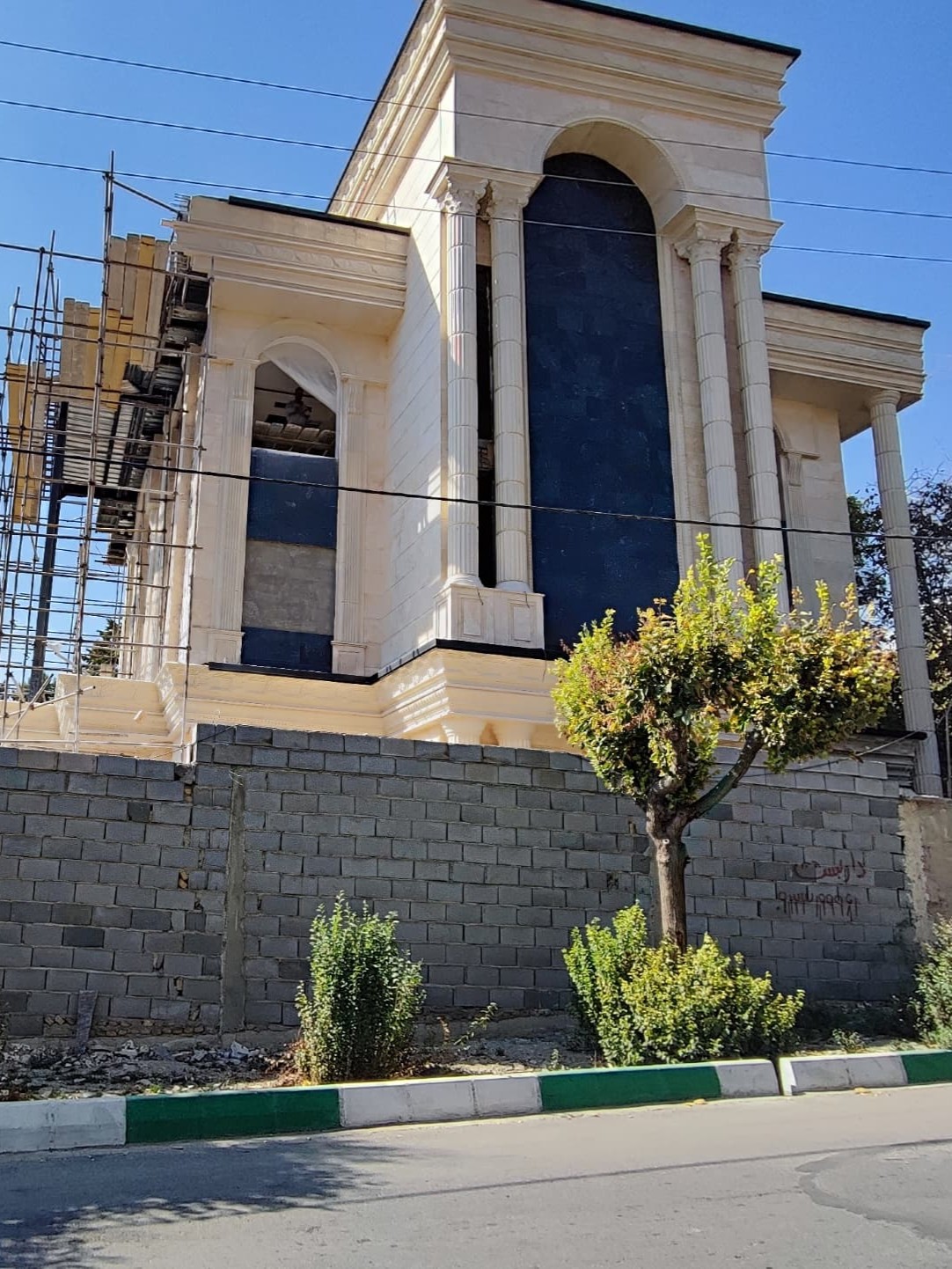 عمارت لاکچری لواسان بزرگ