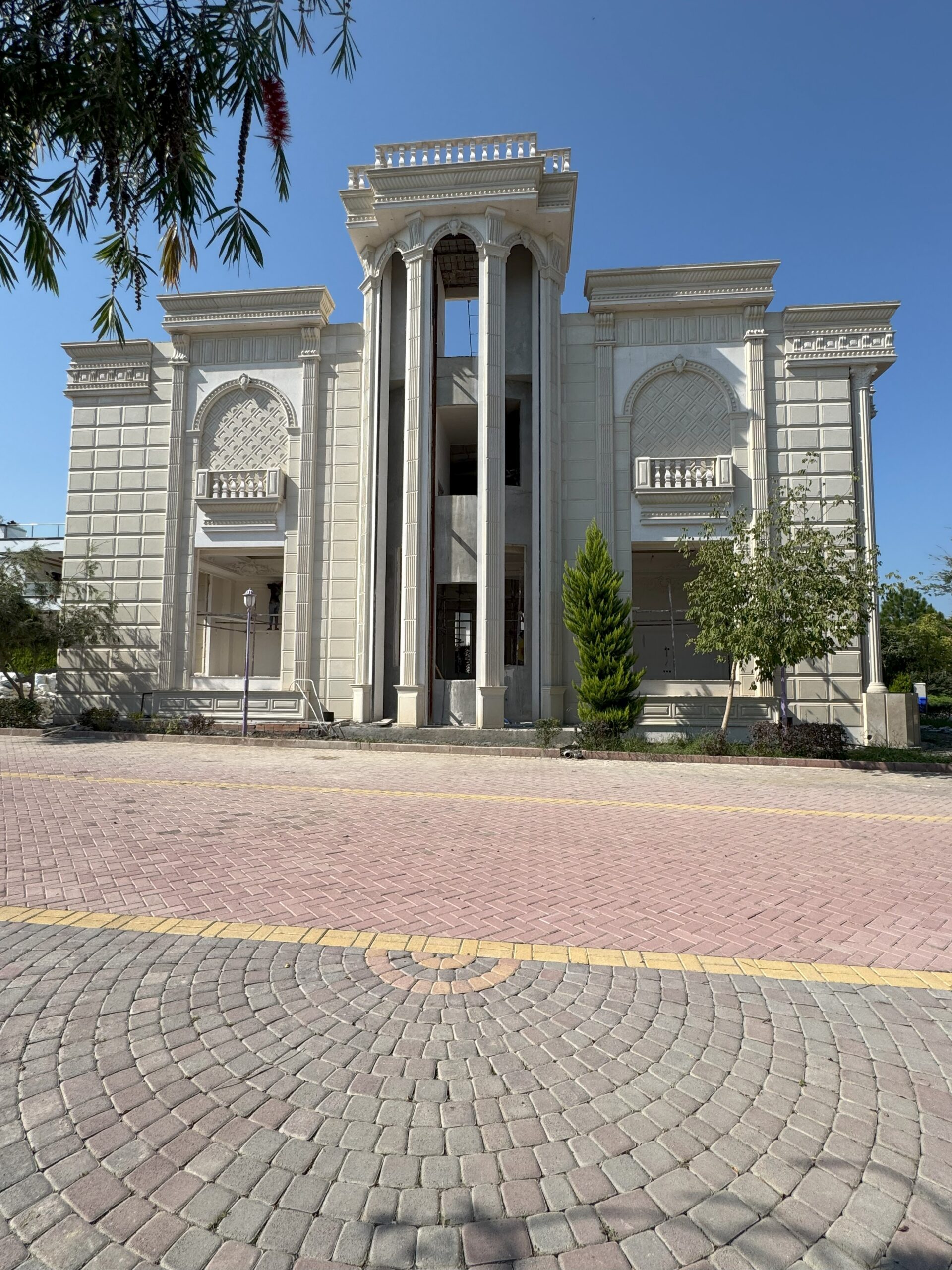 ویلا کلاسیک شمال شهرک پارادایز